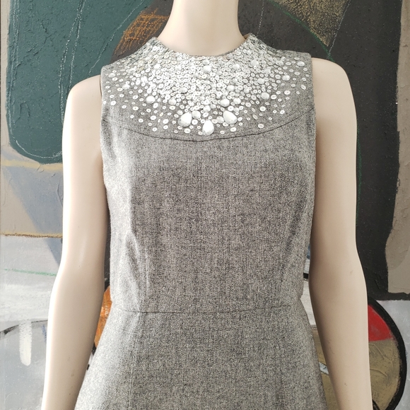 🎈Host Pick🎈Vera Wang | Sheath Dress with Sequin Details - Picture 4 of 10